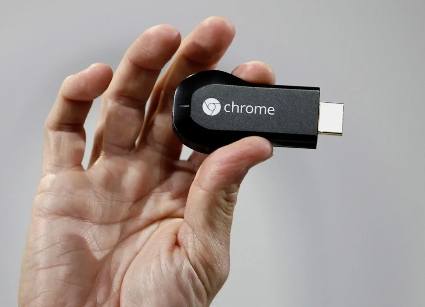 Chromecast-in-mano