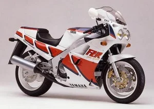 1987-yamaha-fzr1000-9_600x0w