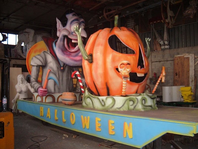 1carro alloween anteriore_488